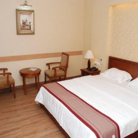Indian Summer Hotels Pvt Ltd Ludhiana Exteriör bild